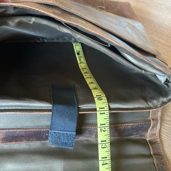 Leather Messenger Briefcase Office Laptop Crossbody Bag - Picture 8 of 9